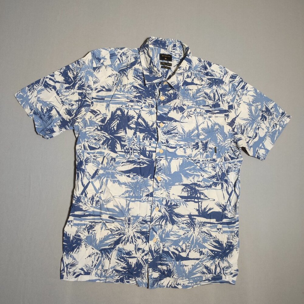 Quiksilver beach shirt men's sz XL regular fit grey and blue colour short sleeve
